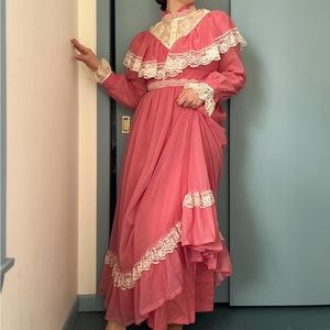 vintage Montgomery Ward prairie style dress